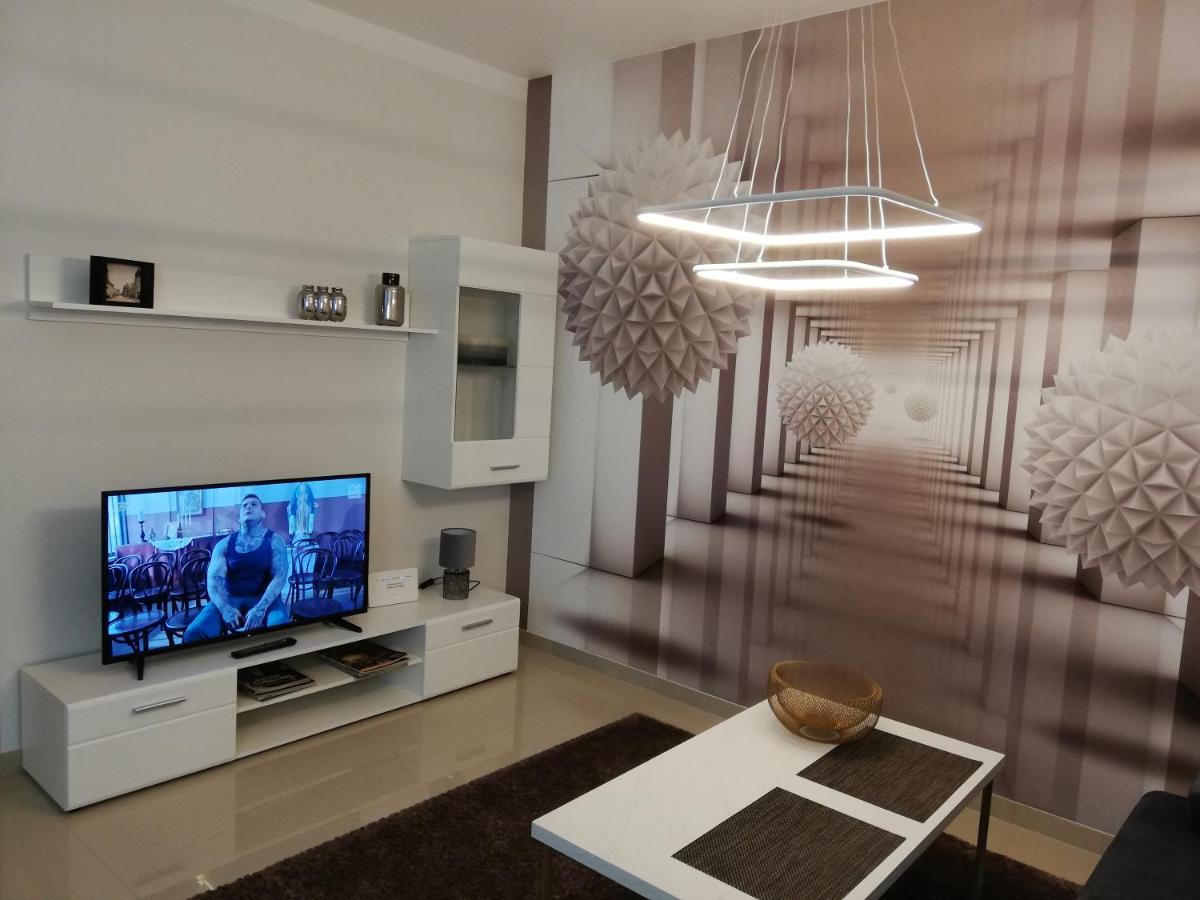 Apartament -Sweet Home Любин Экстерьер фото
