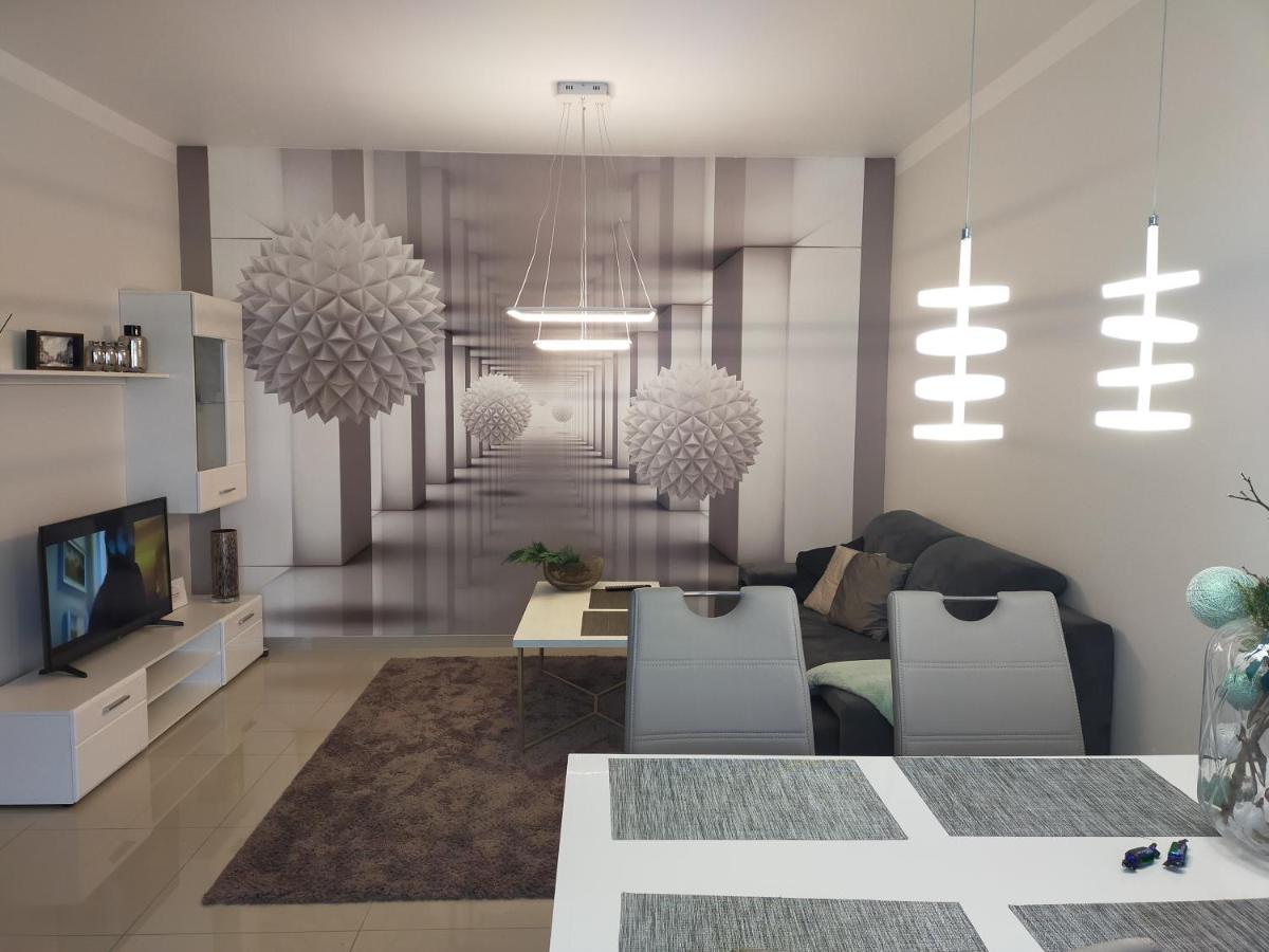 Apartament -Sweet Home Любин Экстерьер фото