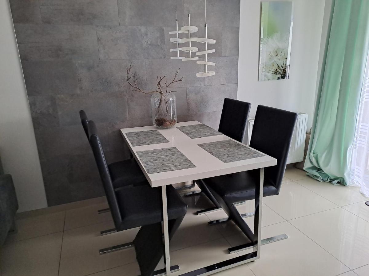 Apartament -Sweet Home Любин Экстерьер фото